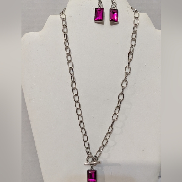 Sexy Sassy Silver & Hot pink Faceted Square Necklace & Earrings Set NEW - Picture 3 of 14